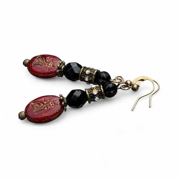 Handcrafted Cat Red and Black Dangle Earrings - Picture 5 of 5